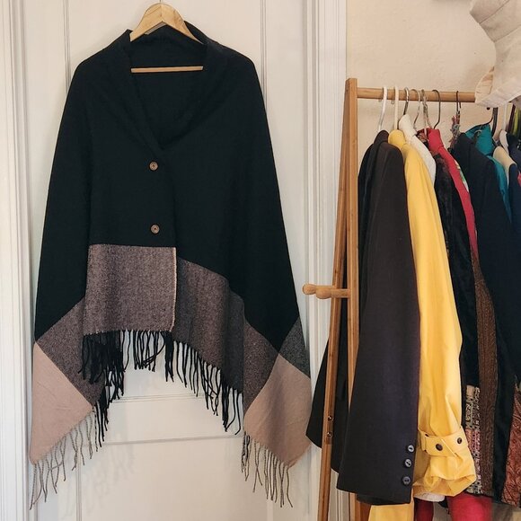 Coldwater Creek poncho,  multicolored & fringed - Picture 1 of 5